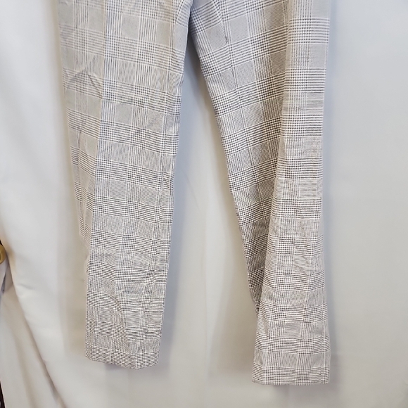 (0428) DKNY Gray Wide-Leg Trousers - Picture 6 of 9